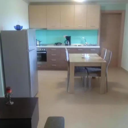 Poli's Ideal - Fully Renovated ! 펜션